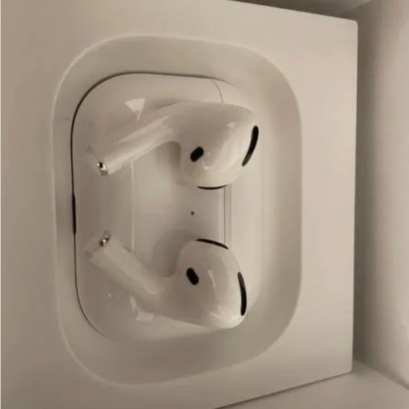 Apple AirPods Pro Available